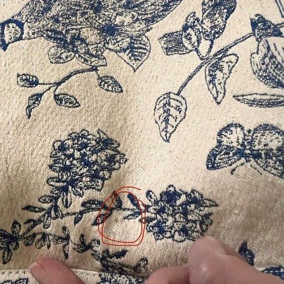 Francesca's Collections Blue and Cream Floral Tote - Picture 13 of 16